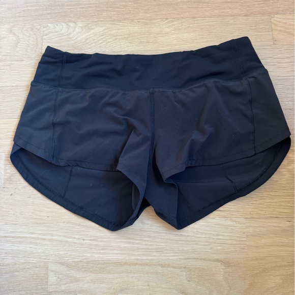 Lululemon Speed Up Low rise shorts - Picture 1 of 3